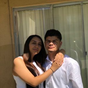 Meet your Posher, Lorena